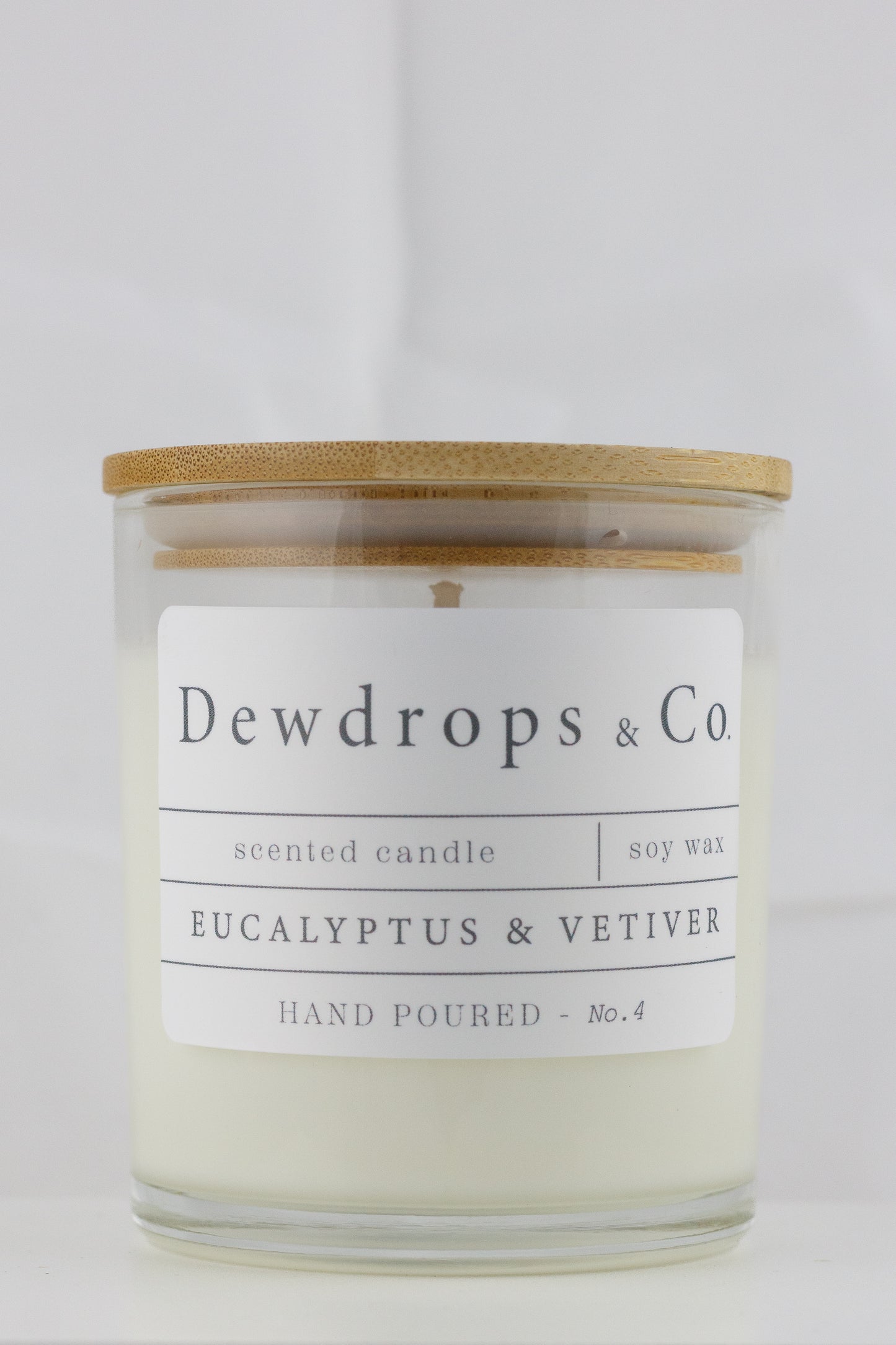No.4 Eucalyptus & Vetiver Scented Candle
